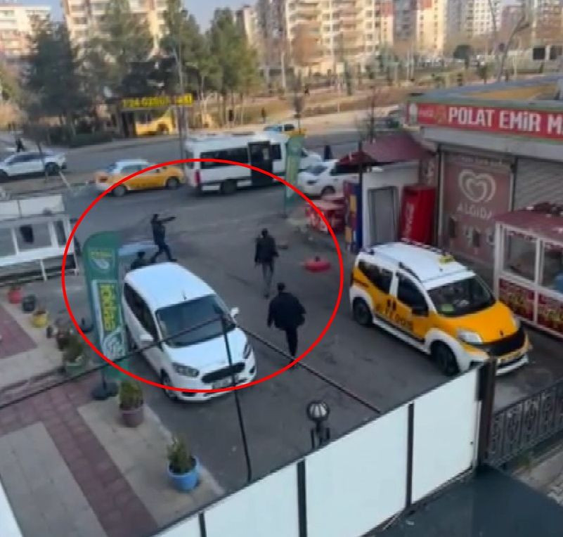 Silahlı kavgaya ilişkin gözaltına alınan 8 şüpheliden 2'si tutuklandı - Resim: 3