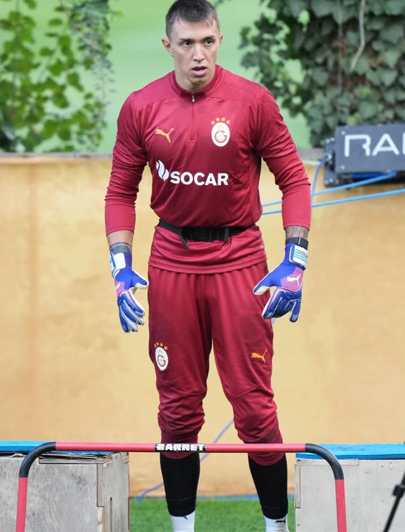 Muslera'nın gideceği takım netleşti; Haziran ayında imzayı atacak - Fotoğraf: 5
