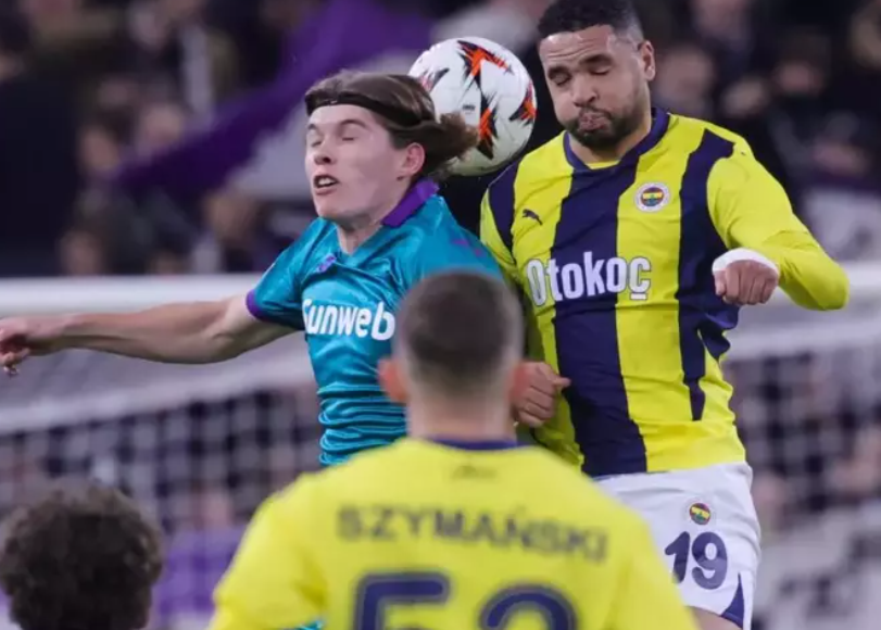 Fenerbahçe'de ortalık şimdi karışacak; Meğer Mourinho bilerek oynatmamış - Fotoğraf: 2