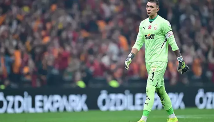 Fernando Muslera'nın yeni takımı açıklandı; Dün Galatasaray'a veda etmişti - Fotoğraf: 4