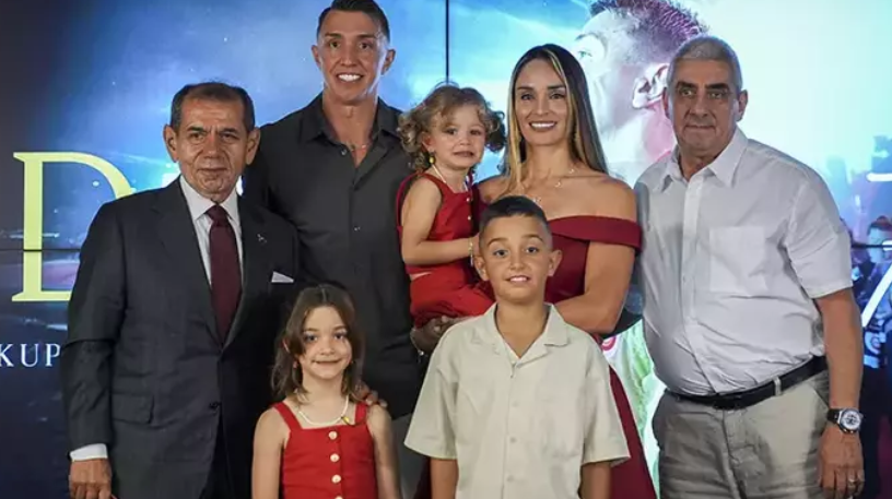 Fernando Muslera'nın yeni takımı açıklandı; Dün Galatasaray'a veda etmişti - Resim: 1