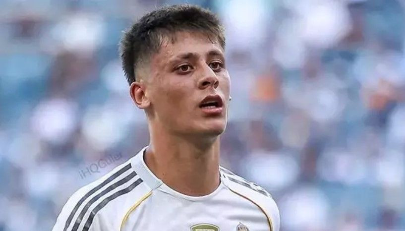 Real Madrid'de büyük kriz! Arda Güler ile Jude Bellingham birbirine girdi! - Resim: 4