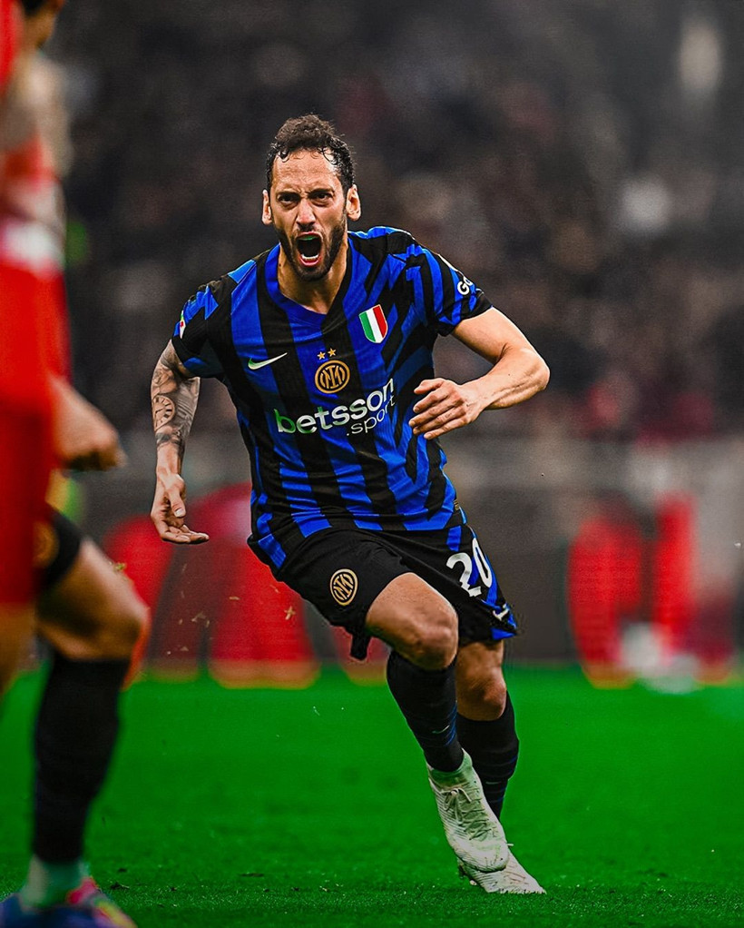 Hakan Çalhanoğlu Fenerbahçe’ye mi geliyor? Inter’le sıkı pazarlık başladı! - Resim: 3