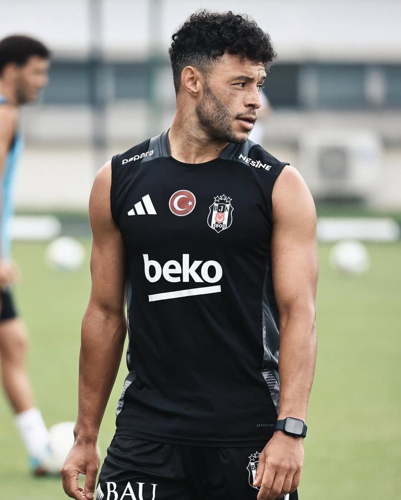 Beşiktaş'tan ayrılan Chamberlain için olay transfer iddiası: Ünlü teknik adam resmen duyurdu - Resim: 2