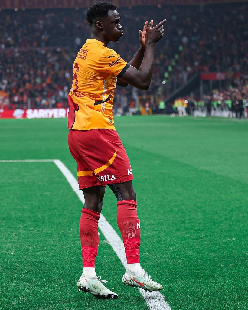 Sanchez gemileri yaktı: Değer görmüyorum - Resim: 2
