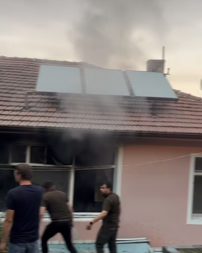 Bartın’da, kaymakamın oturduğu lojman yandı - Resim: 2