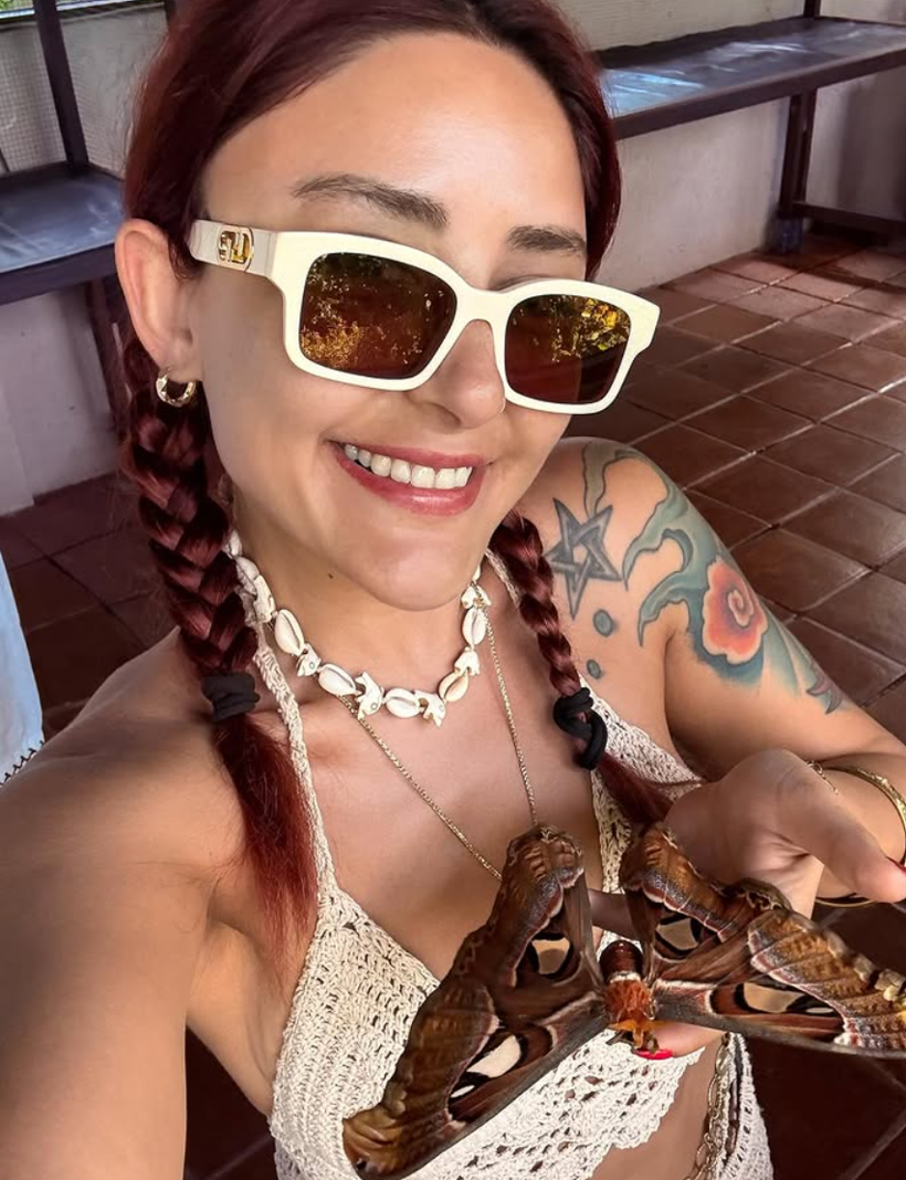 Melek Mosso isyan etti! Makyajsız halini yerden yere vurdular - Resim: 1