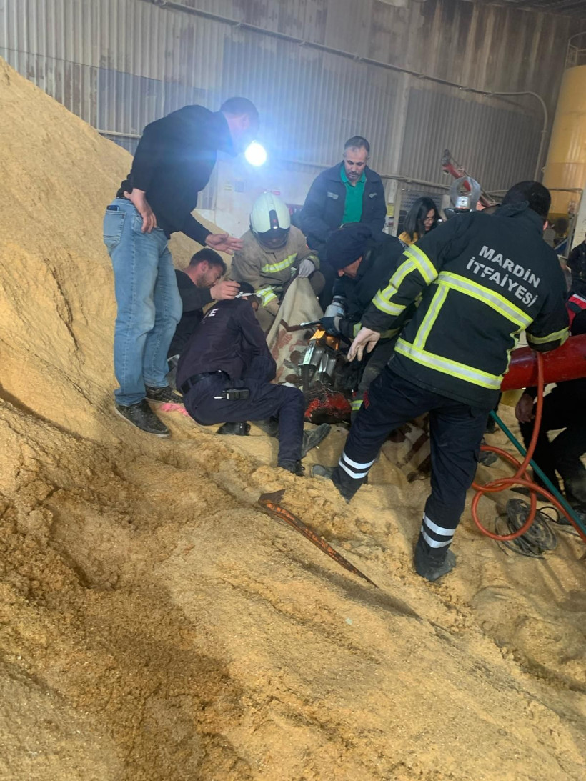 Nişasta fabrikasında elini helezon makinesine kaptıran işçi yaralandı - Resim: 4