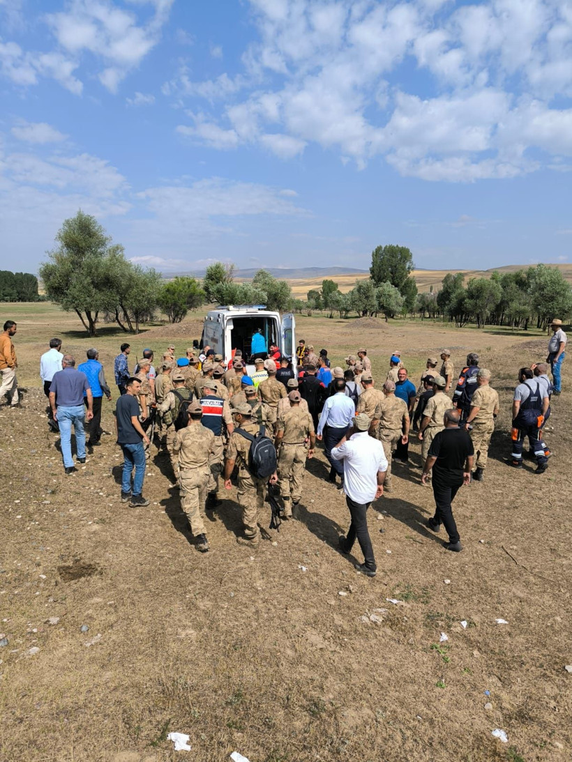 Aras Nehri'nde kaybolan 12 yaşındaki Yusuf'un cansız bedenine ulaşıldı - Resim: 2