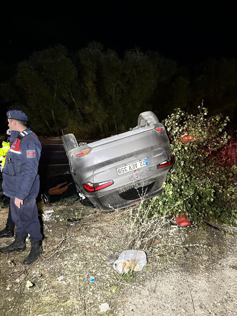 Edirne'de 2 TIR ve 3 otomobilin karıştığı zincirleme kaza - Resim: 2
