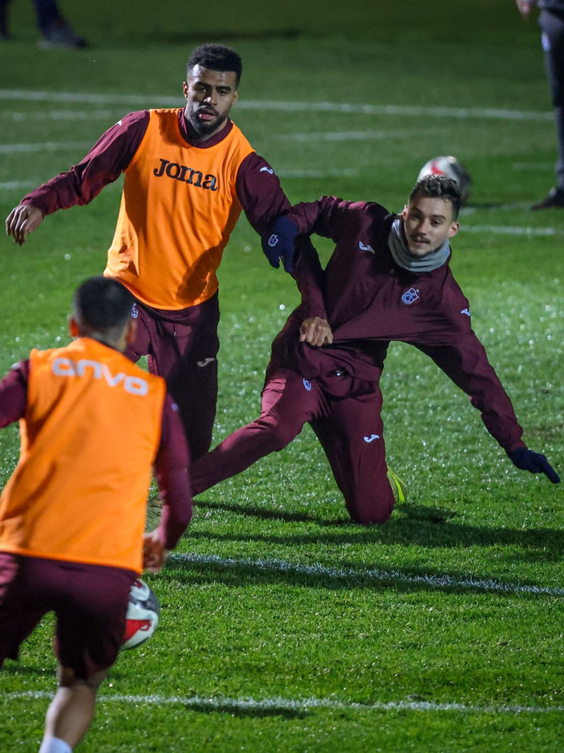 Trabzonspor’da RAMS Başakşehir maçı hazırlıkları sürüyor - Resim: 1