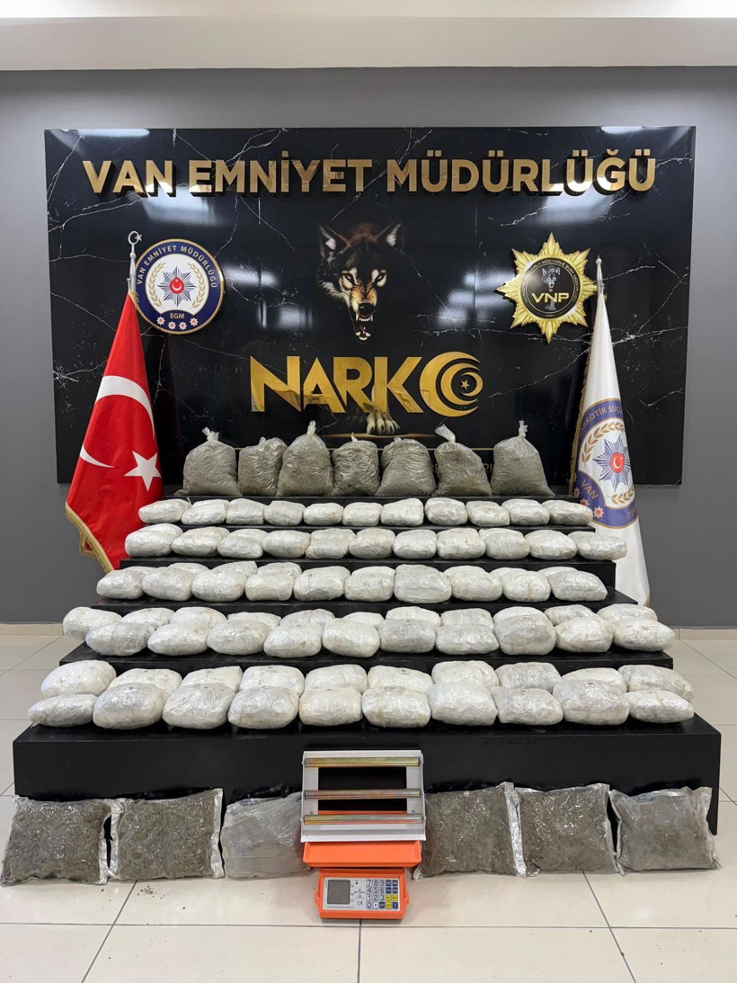Van'da 134 kilo uyuşturucu ele geçirildi; 6 tutuklama - Resim: 3