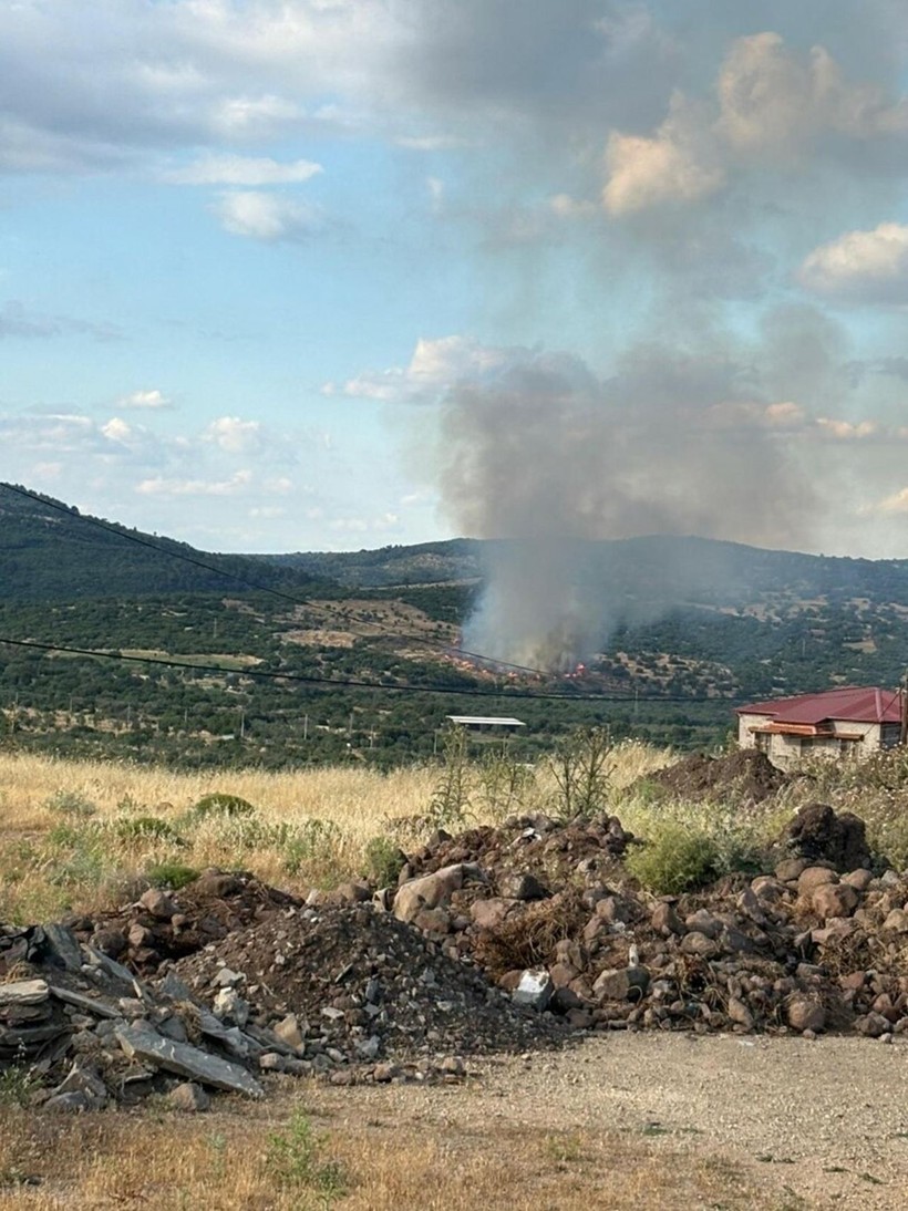 Çanakkale'deki otluk yangını 1 saatte söndürüldü - Resim: 1