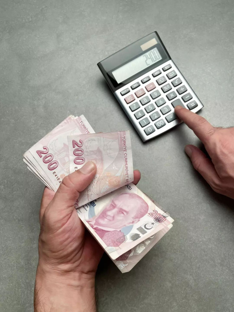 Kredi kartı, ihtiyaç kredisi ve ek hesap borcu olanlara müjde! Faizler açıklandı, yapılandırma başladı - Resim: 1
