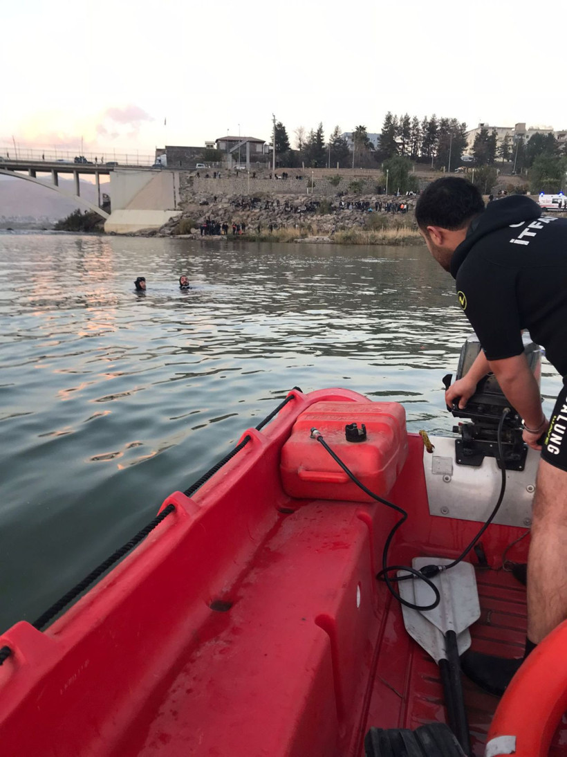 Terliğini almak isterken Dicle Nehri’ne düşen Ahmet’i arama çalışması başlatıldı - Resim: 3