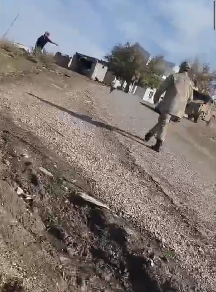 Diyarbakır'da aileler arasındaki arazi kavgası kamerada: 1 yaralı - Resim: 4