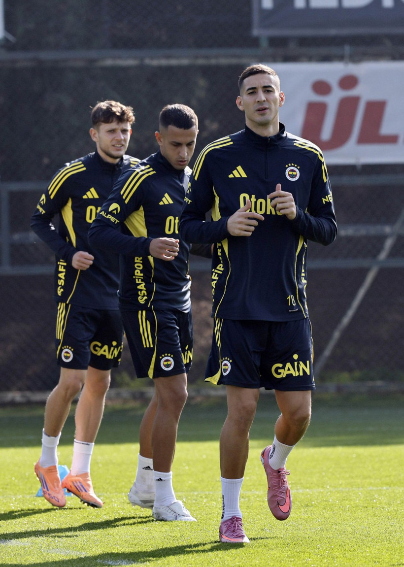 Fenerbahçe, Viktoria Plzen maçı hazırlıklarına başladı - Resim: 4