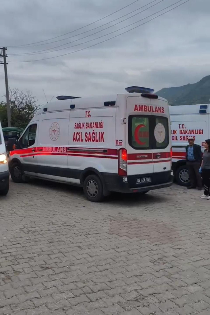 Aydın’da kamyonet uçuruma yuvarlandı: 3 yaralı - Resim: 4