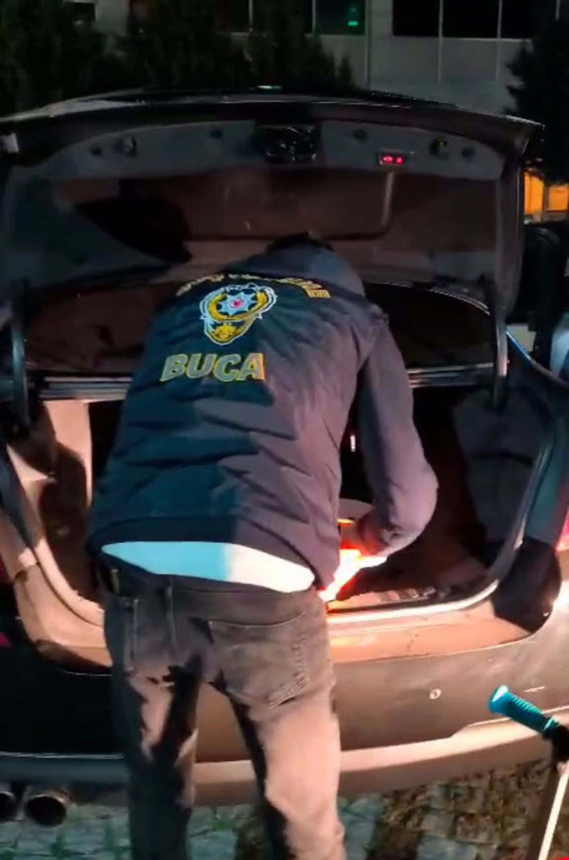 İzmir'de uyuşturucu operasyonu: 3 kişi gözaltına alındı - Resim: 2