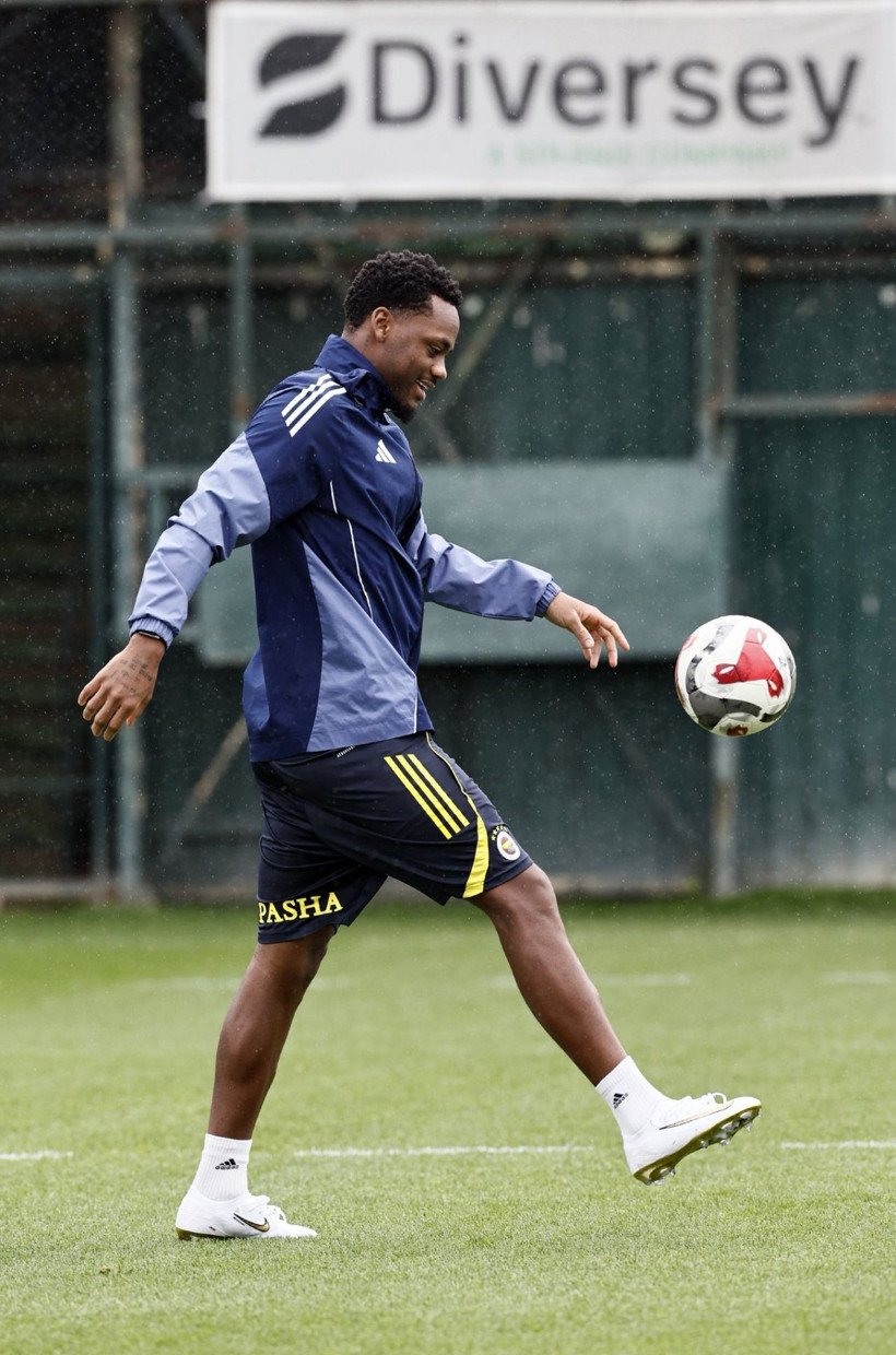 Fenerbahçe, Fatih Karagümrük maçı hazırlıklarına devam etti - Resim: 1