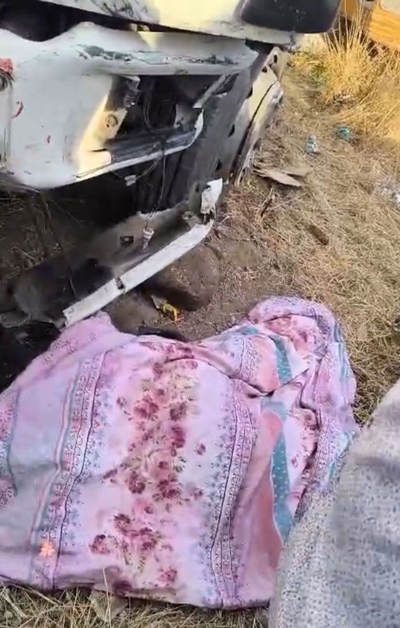Diyarbakır’da kamyonla otomobil çarpıştı: 1 ölü, 2 yaralı - Resim: 2