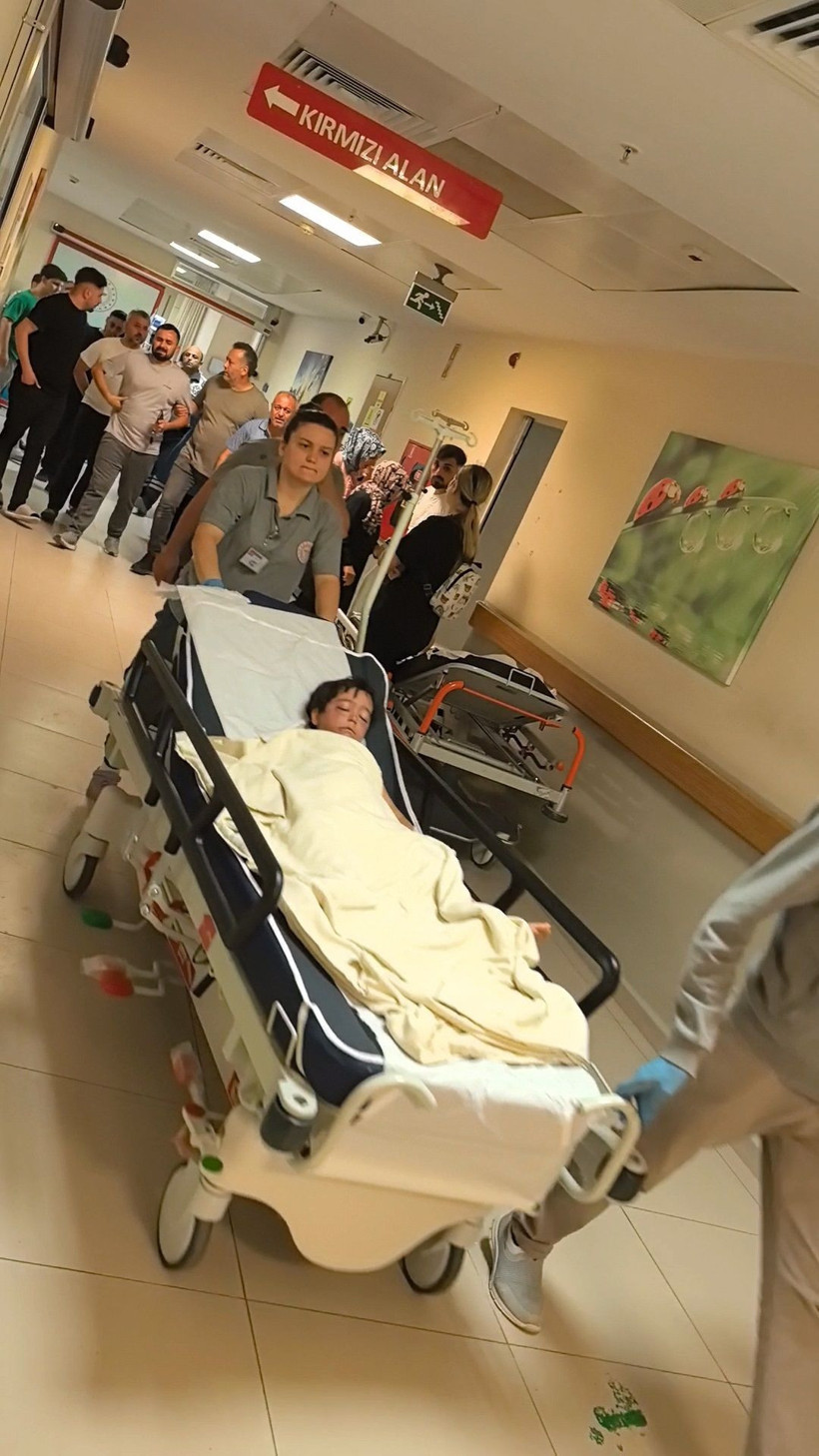 Bursa'da otomobilin çarptığı çocuk ağır yaralandı - Resim: 2