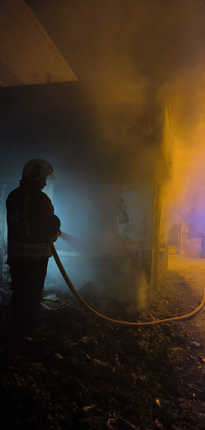 Samandağ'da metruk ev yangını - Resim: 1