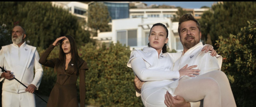 Engin Altan Düzyatan’ın başrolünde olduğu Dünya Varmış filmi, 22 Kasım’da vizyonda! - Resim: 1