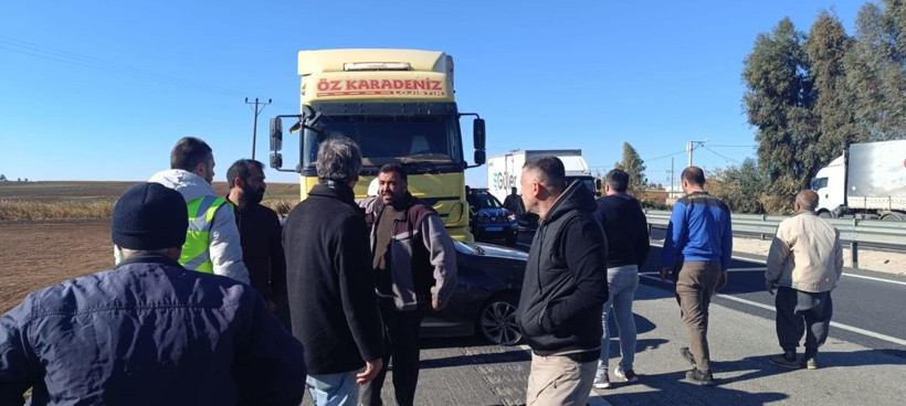 Yol vermek istediği otomobili önünde sürükledi - Resim: 3