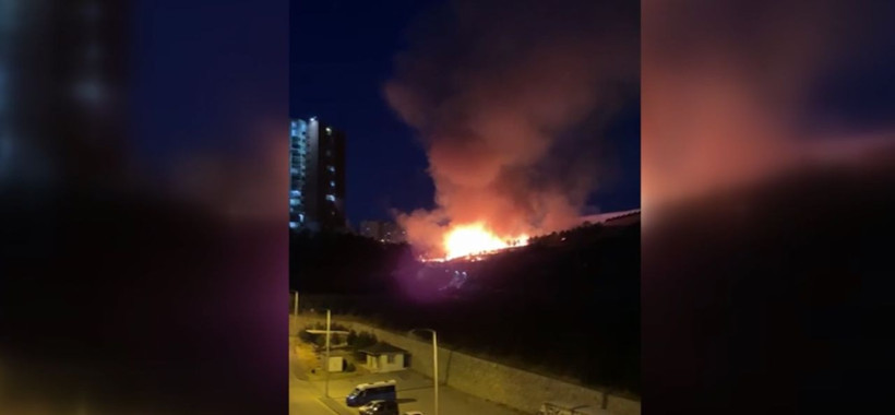 Ankara’da boş arazideki yangın 2 saatte söndürüldü - Resim: 4