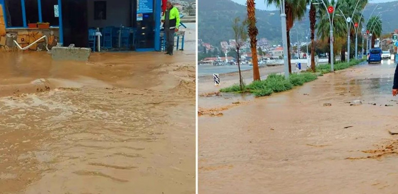İzmir'de sağanak: Foça'da caddeler sular altında kaldı - Resim: 1