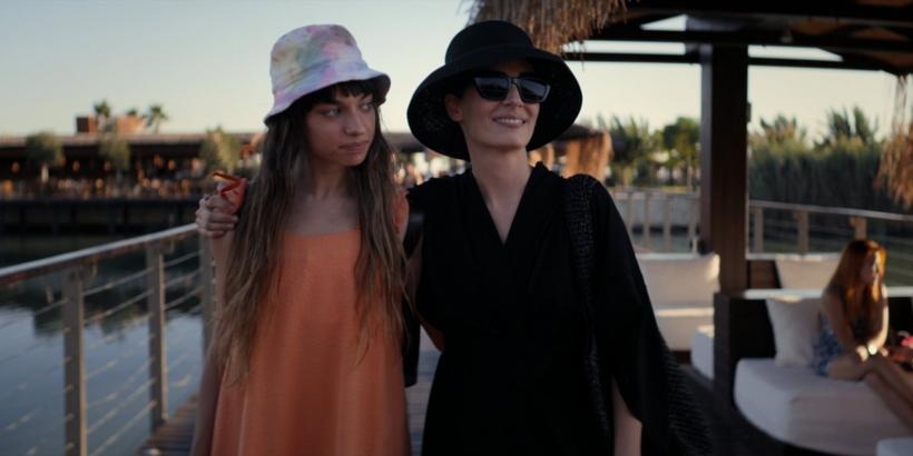 Netflix'i sallayan Biz Kimden Kaçıyorduk Anne dizisi konusu ne, oyuncuları kimler? - Resim: 3