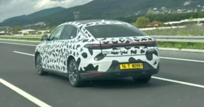 Togg T10F yola çıktı ilk görüntü geldi; 600 km menzile sahip - Resim: 2