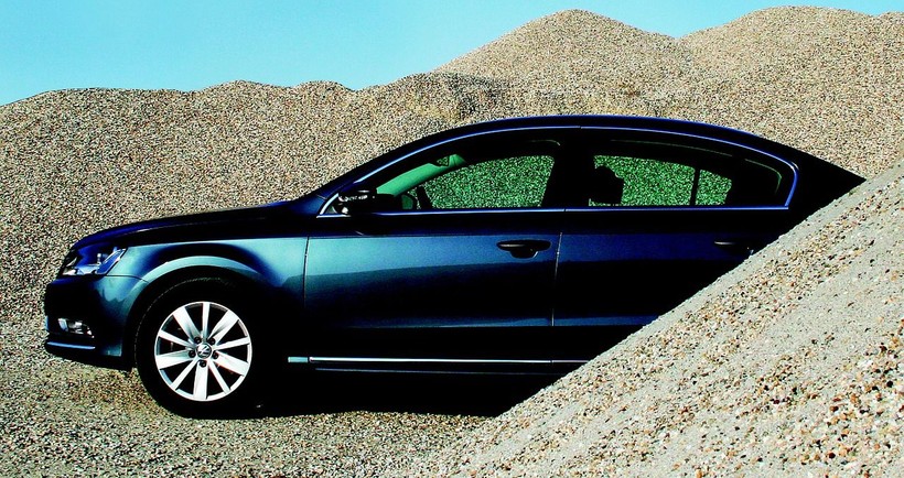 2021 model Volkswagen Passat fiyatları çıldırdı; Alman devi güncel listeyi abarttı - Resim: 3