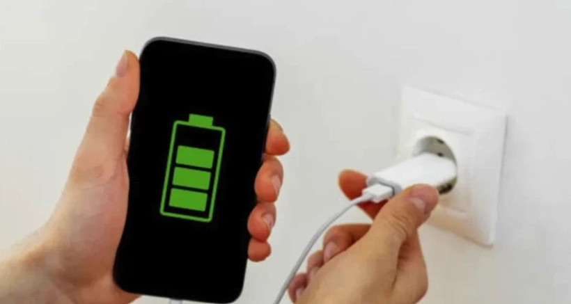 Telefonunu bu saatlerde şarj eden yandı! Bataryanın ömrünü 5 yıl kısaltıyor - Resim: 3