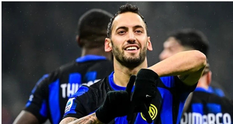 Fenerbahçe Hakan Çalhanoğlu'nu bitiriyor - Fotoğraf: 5