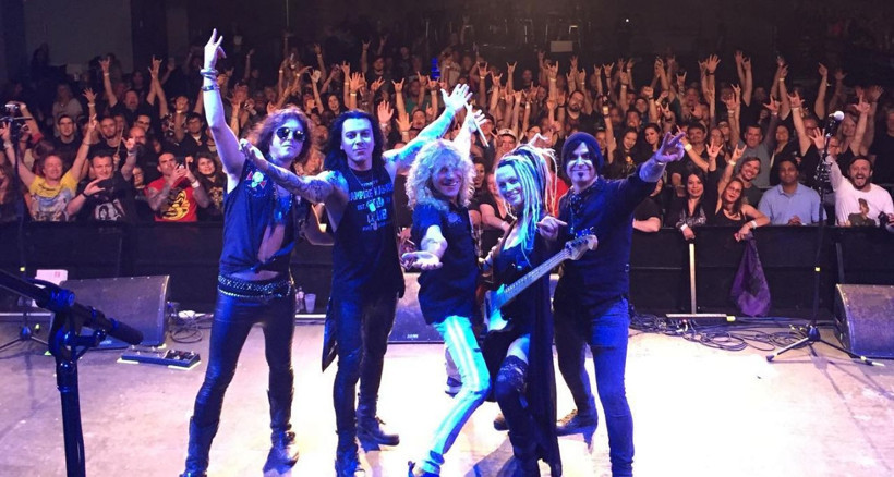 Steven Adler kendisini bıçakladı - Resim: 4