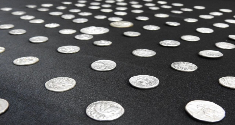 Edirne'de Helenistik döneme ait çok sayıda gümüş sikke ele geçirildi - Resim: 1