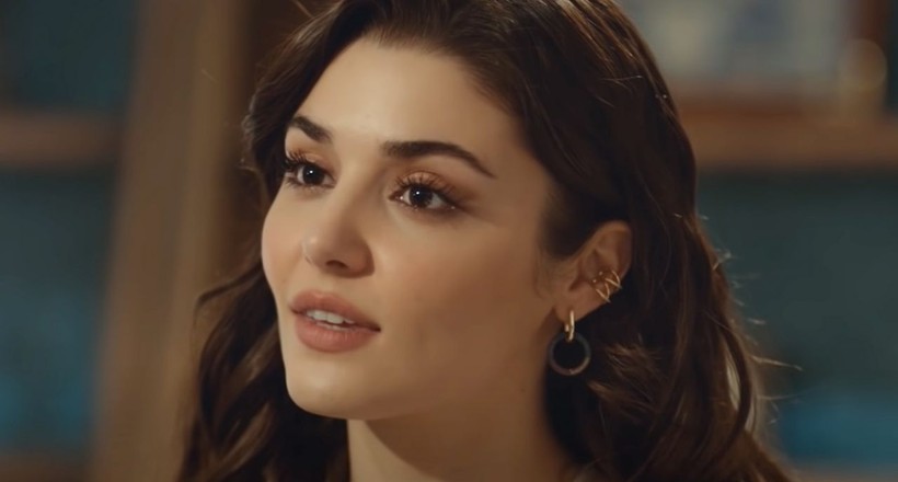 Hande Erçel sonunda sessizliğini bozdu; Ünlü iş adamıyla aşk mı yaşıyor? - Resim: 3