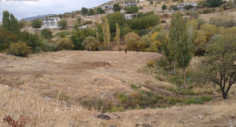 Diyarbakır'da, ağaçlık alanda erkek cesedi bulundu - Resim: 4