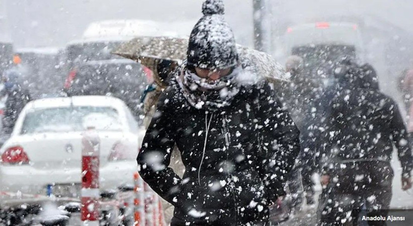 Kar ve sağanak uyarısı... İstanbul'da sıcaklık 2 dereceye düşecek - Fotoğraf: 2