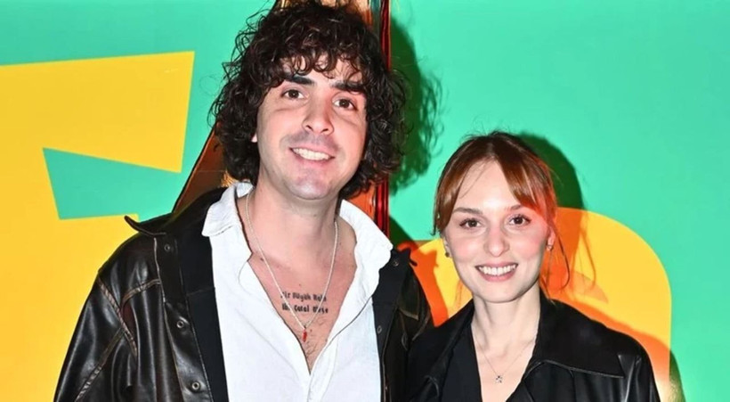 Nilperi Şahinkaya sevgilisiyle tanışma hikayesini ilk kez anlattı - Resim: 3