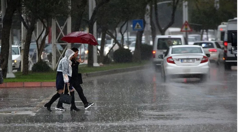 Meteoroloji'den 11 il için sarı kodlu uyarı! Bu bölgelerde yoğun yağmur var - Fotoğraf: 3