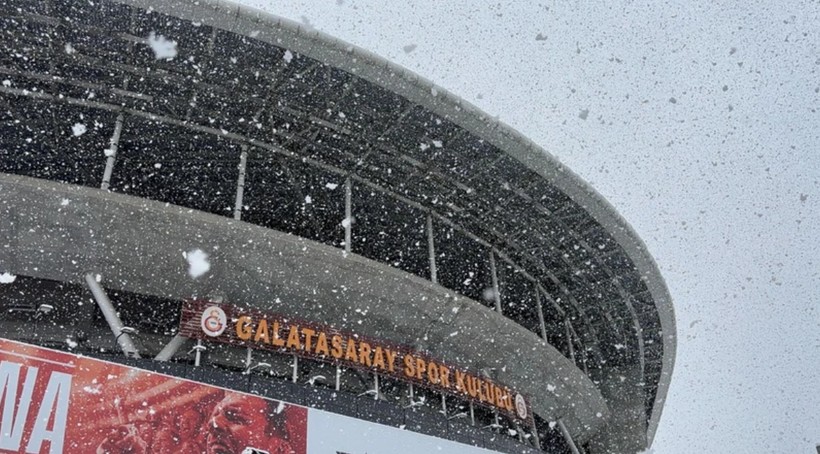RAMS Park’ta zemin neden kapatılmadı? Görüntüler sosyal medya gündemine oturdu - Resim: 2