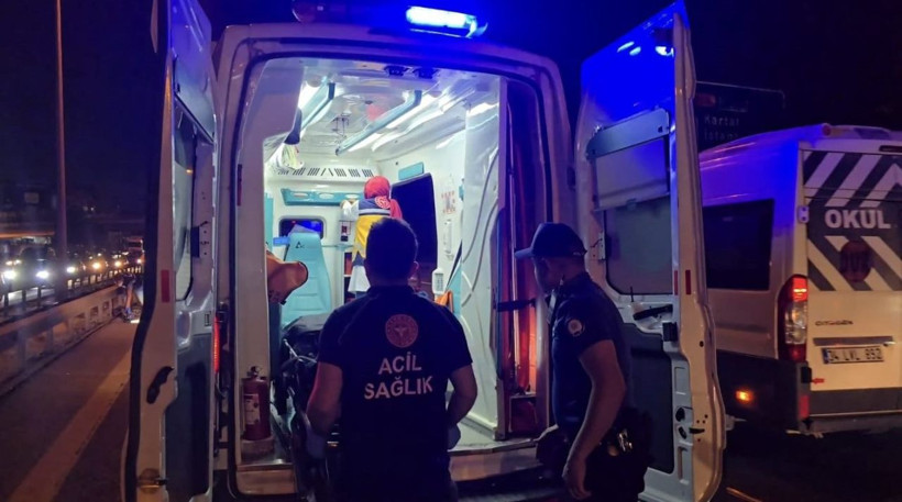 Sultanbeyli TEM'de otomobilin çarptığı yaya hayatını kaybetti - Resim: 2