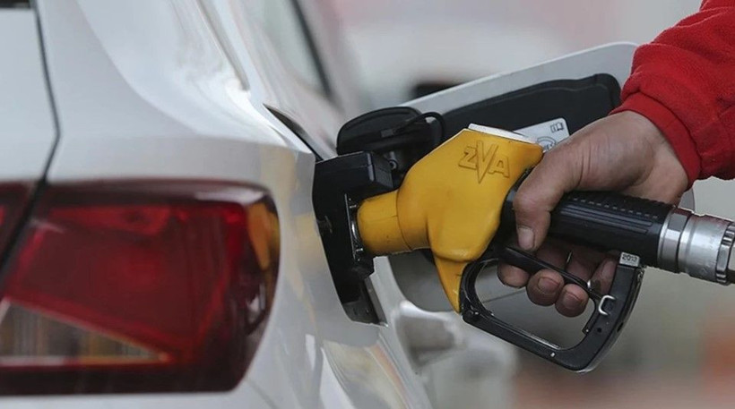 Benzin ve motorin indirimi belli oldu! Bu gece olacak motorindeki indirim şahane - Resim: 3