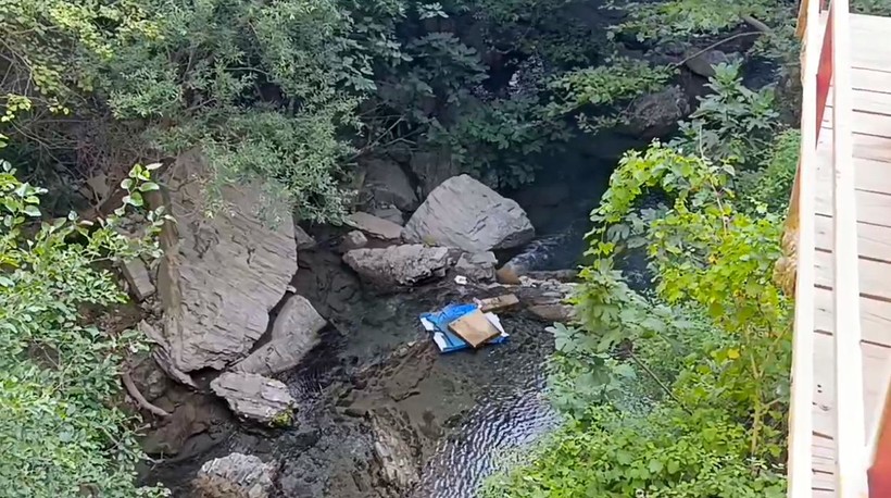 Serinlemek için şelalede suya giren Ahmet, boğuldu - Resim: 4