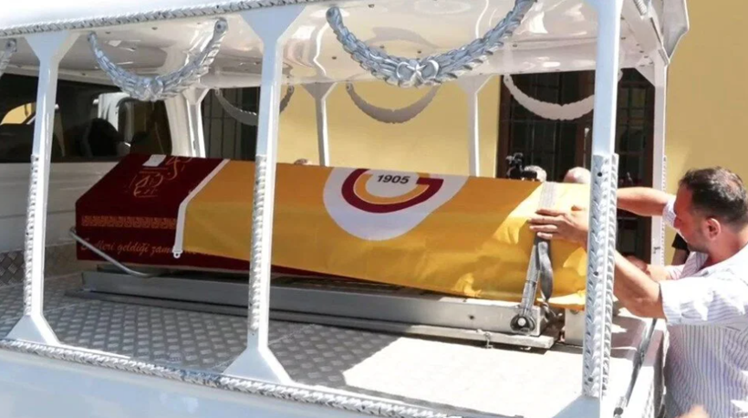 Aydemir Akbaş son yolculuğuna uğurlandı: Böyle bir dost yok - Resim: 4