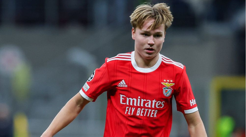 Beşiktaş’a Schjelderup şoku: Benfica’dan gelen haber siyah-beyazlıları üzdü! - Resim: 2