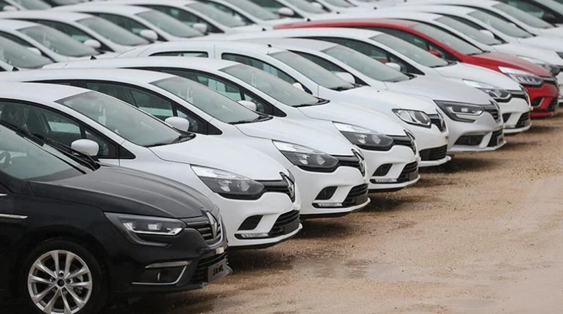 Yarı fiyatına otomobil satıyorlar; Otomobil alacaklara büyük fırsat - Resim: 4